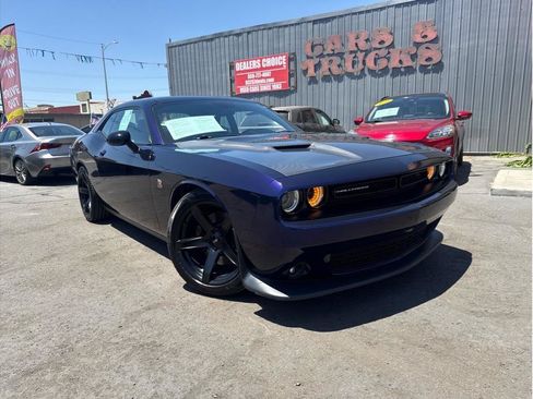 Used 2016 Dodge Challenger R/T Scat Pack w/ Leather Interior Group RWD image 1