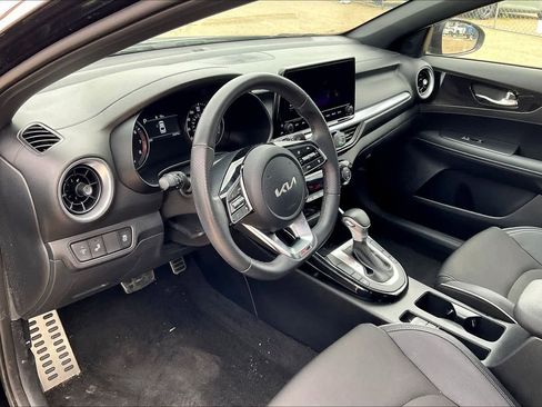 Certified 2024 Kia Forte GT-Line w/ GT-Line Premium Package FWD image 2