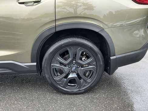 Used 2024 Subaru Ascent Onyx Edition AWD/4WD image 9