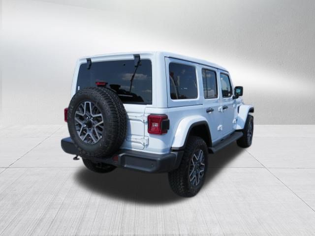 New 2026 Jeep Wrangler Unlimited Sahara AWD/4WD image 3