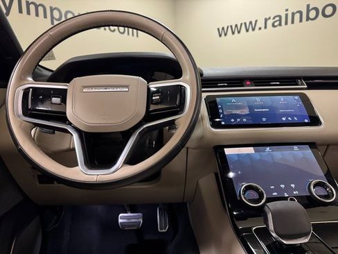 Used 2022 Land Rover Range Rover Velar R-Dynamic S image 9