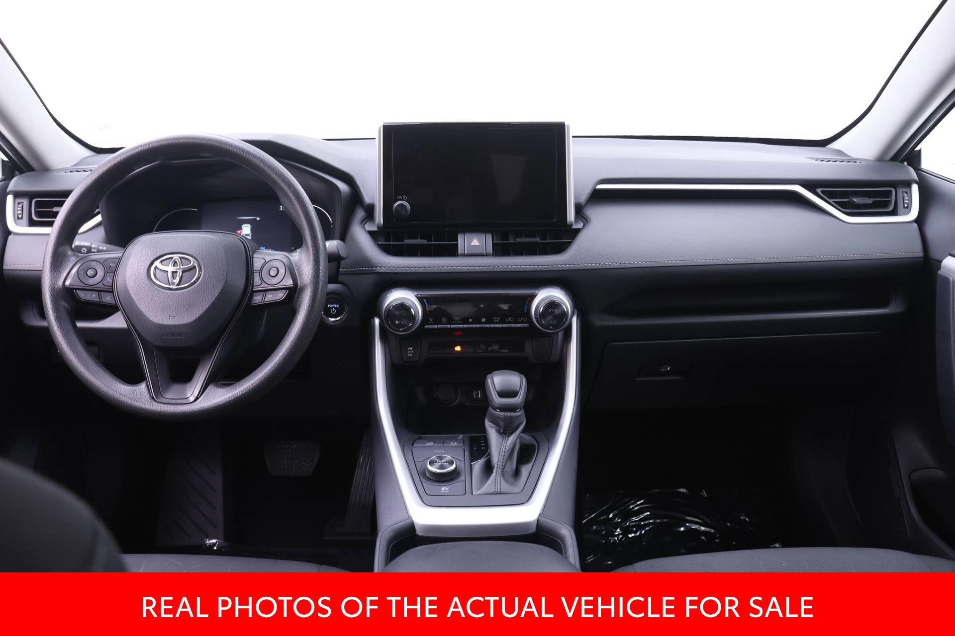 Certified 2025 Toyota RAV4 XLE AWD/4WD image 5