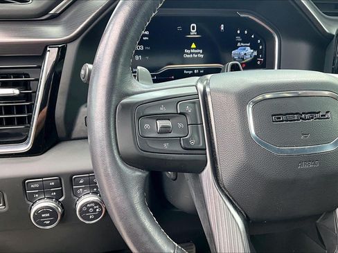 Used 2023 GMC Sierra 1500 Denali Ultimate AWD/4WD image 17