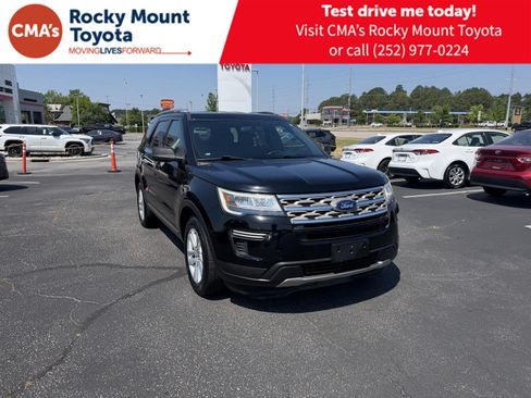 Used 2018 Ford Explorer XLT AWD/4WD image 1