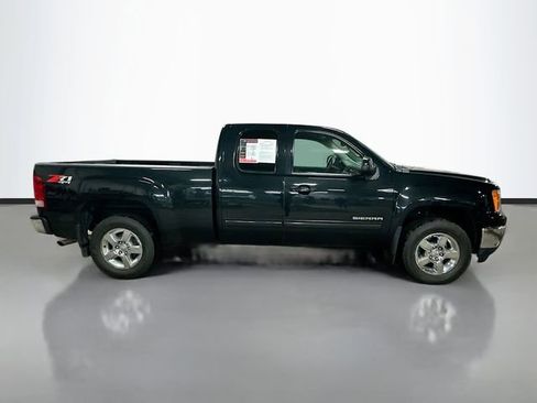 Used 2012 GMC Sierra 1500 SLT w/ Suspension Package, Off-Road image 5