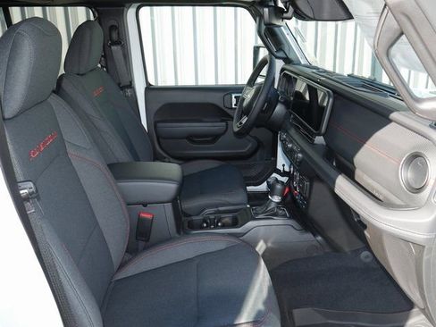 New 2026 Jeep Wrangler Unlimited Rubicon w/ Xtreme 35 Tire Package image 23