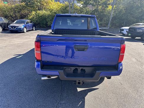 New 2025 Toyota Tacoma TRD Off-Road image 4