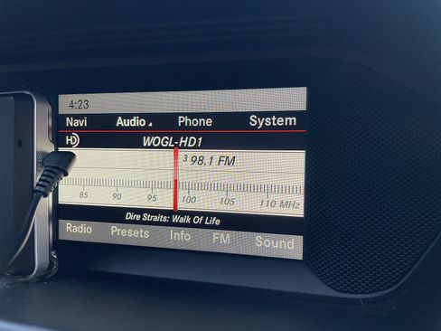 Used 2014 Mercedes-Benz C 300 4MATIC Sedan image 50