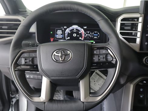 Used 2026 Toyota Sequoia Platinum AWD/4WD image 14