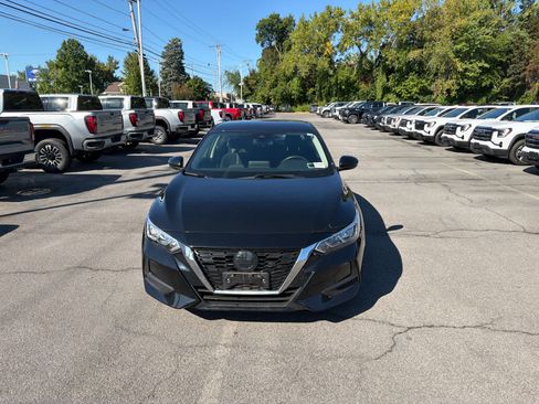 Used 2022 Nissan Sentra SV FWD image 4
