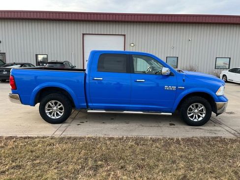 Used 2018 RAM 1500 SLT image 6