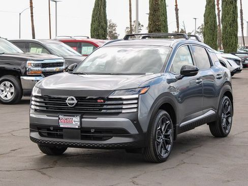 New 2026 Nissan Kicks SR w/ Cold Weather Package image 3