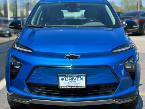Used 2022 Chevrolet Bolt EUV Premier w/ Sun & Sound Package image 43