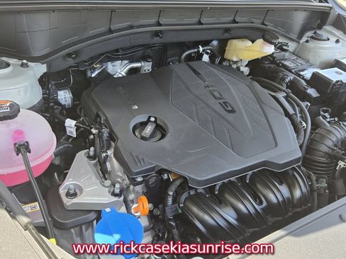 Used 2026 Kia Sorento LX FWD image 18
