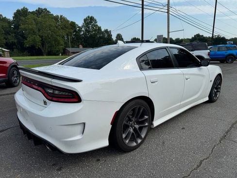 Used 2023 Dodge Charger Scat Pack w/ Plus Group RWD image 8