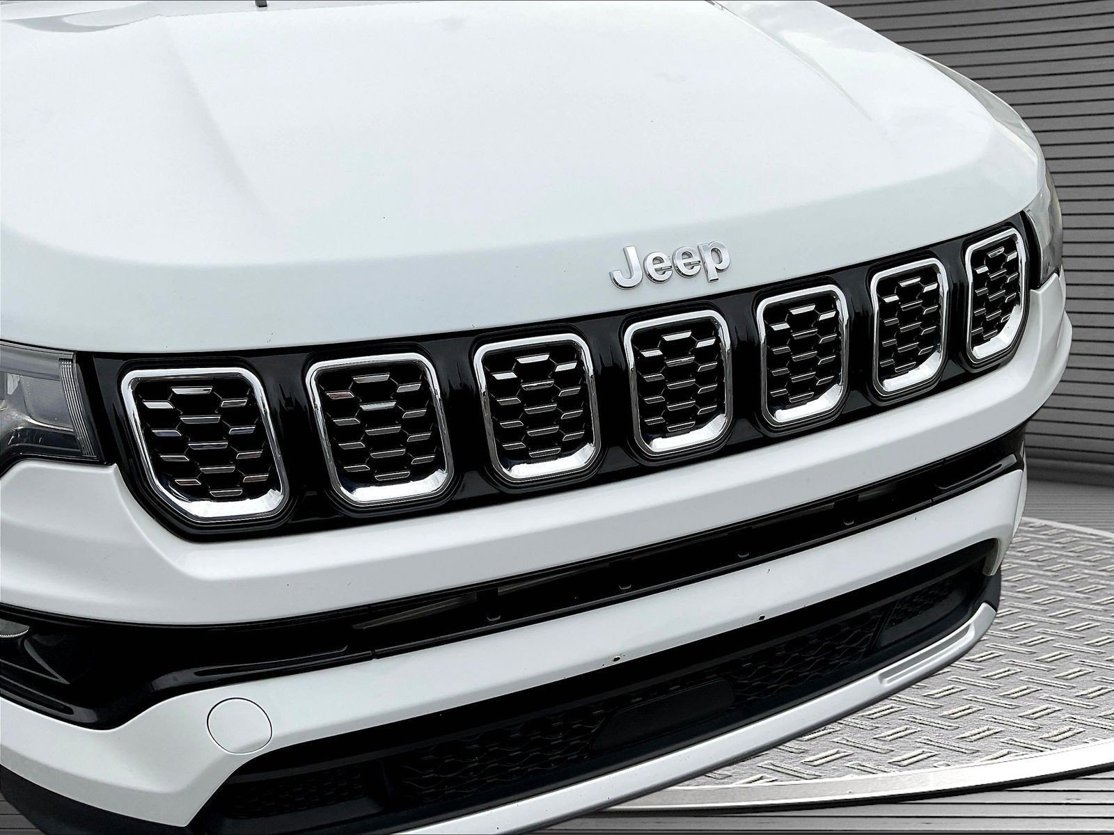 Used 2024 Jeep Compass Limited AWD/4WD image 27