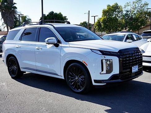 Certified 2025 Hyundai Palisade Calligraphy AWD/4WD image 6