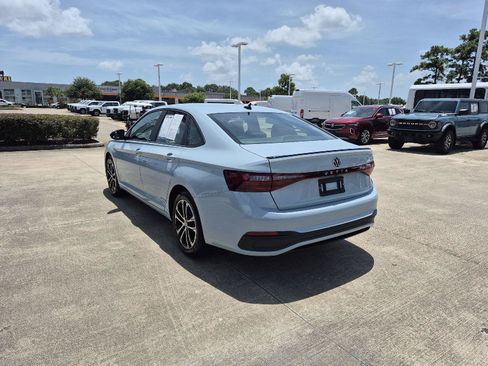 Used 2025 Volkswagen Jetta Sport FWD image 11