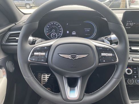New 2025 Genesis G70 2.5T w/ Sport Prestige Package image 17