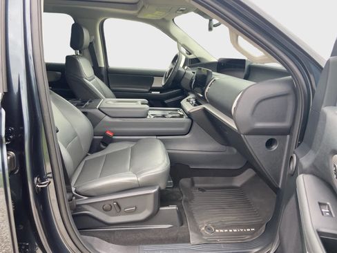 Used 2026 Ford Expedition Max Active AWD/4WD image 19