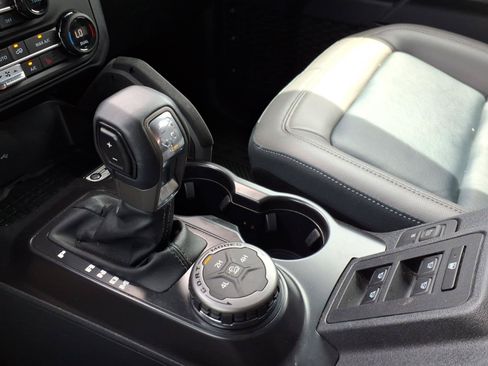 Certified 2024 Ford Bronco Outer Banks AWD/4WD image 23
