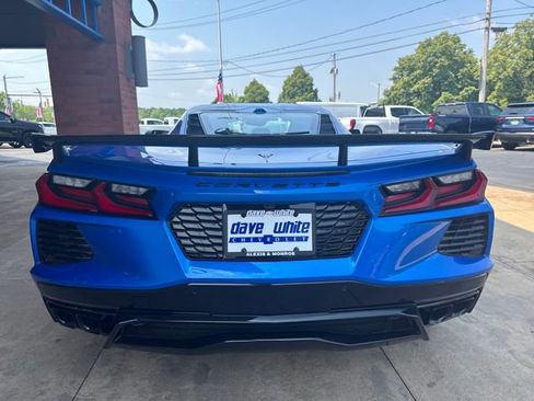 Used 2025 Chevrolet Corvette Stingray Coupe w/ Z51 Performance Package image 9