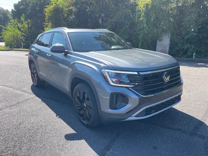 Used 2025 Volkswagen Atlas Cross Sport SE