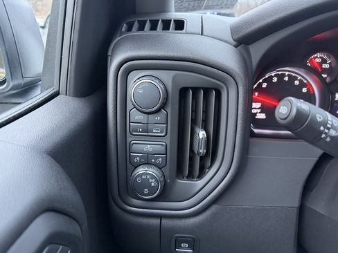 Used 2025 Chevrolet Silverado 1500 W/T w/ WT Value Package image 23