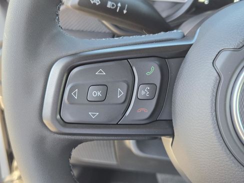 New 2025 Jeep Gladiator Rubicon image 20