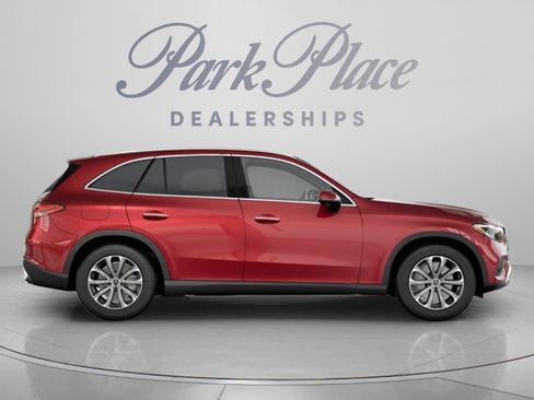 Certified 2026 Mercedes-Benz GLC 300 image 28