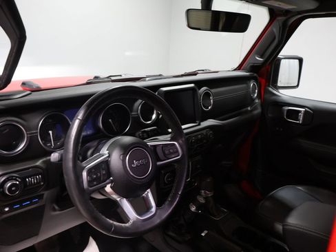 Used 2022 Jeep Wrangler Unlimited Sahara 4xe w/ Cold Weather Group image 12