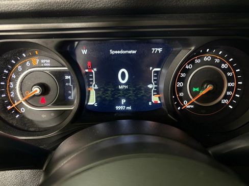 Used 2025 Jeep Gladiator Sport AWD/4WD image 21