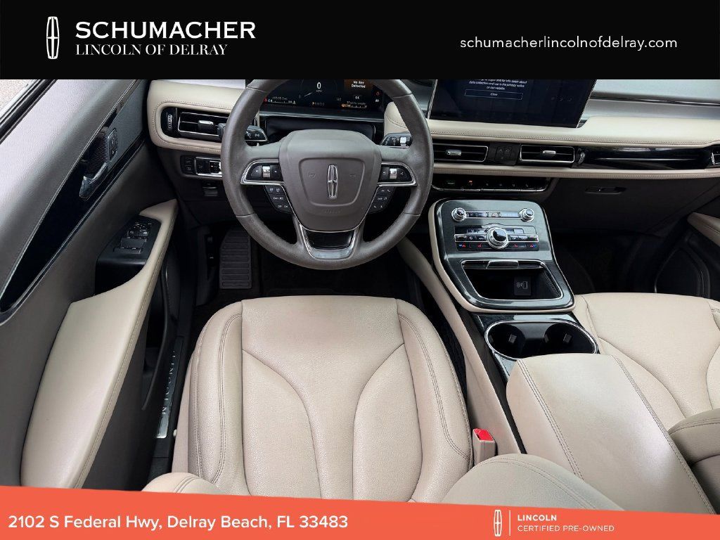 Used 2022 Lincoln Nautilus FWD w/ Premium Package image 14