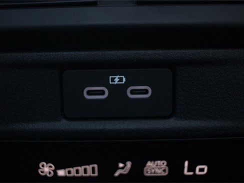 Certified 2025 MAZDA CX-70 Plug-In Hybrid w/ Premium Plus image 41