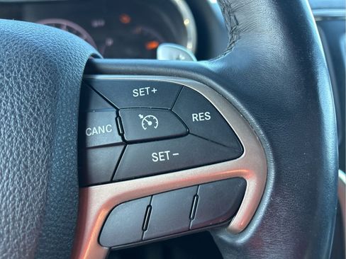 Certified 2016 Jeep Grand Cherokee Laredo w/ Quick Order Package 23E RWD image 16