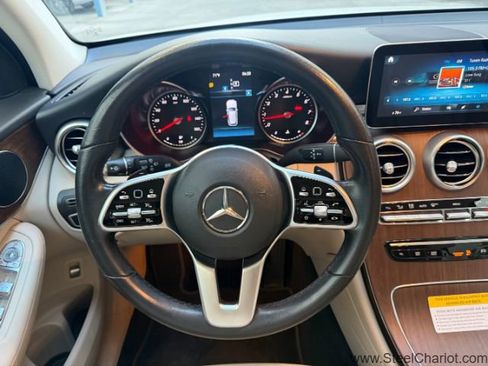 Used 2022 Mercedes-Benz GLC 300 image 17