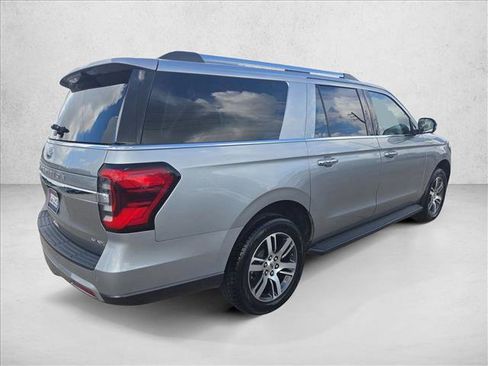 Used 2024 Ford Expedition Max Limited AWD/4WD image 5