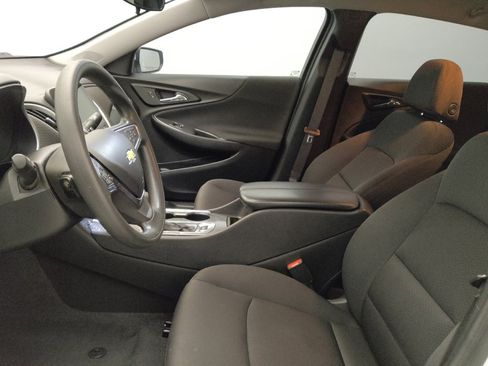 Used 2023 Chevrolet Malibu LT FWD image 17
