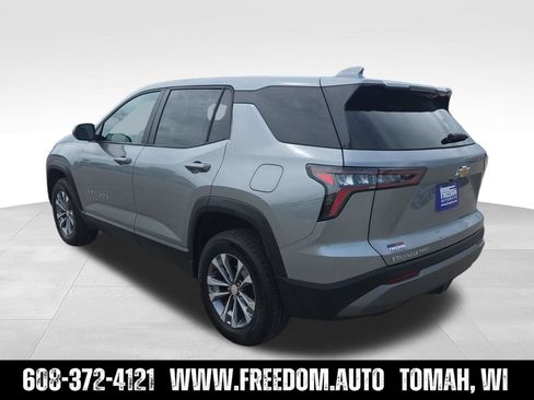 Used 2026 Chevrolet Equinox LT AWD/4WD image 5