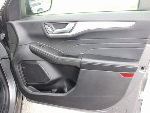 Used 2022 Ford Escape SEL image 42