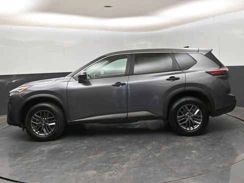 Used 2024 Nissan Rogue S AWD/4WD image 5