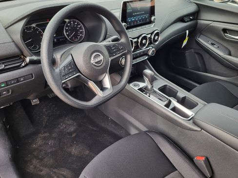 New 2025 Nissan Sentra SV w/ Trunk Package image 12