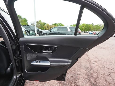 Used 2025 Mercedes-Benz C 300 4MATIC Sedan image 12
