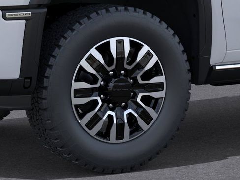 New 2026 GMC Sierra 3500 Denali Ultimate AWD/4WD image 9