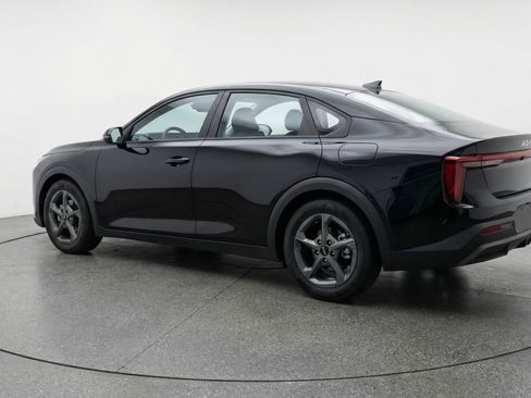 Used 2025 Kia K4 FWD image 6