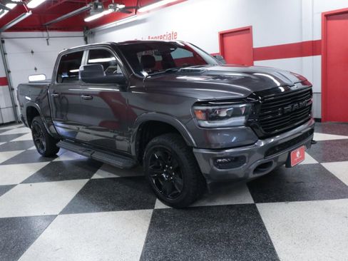 Used 2022 RAM 1500 Laramie AWD/4WD image 3