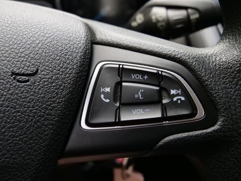 Used 2018 Ford Focus S FWD image 11