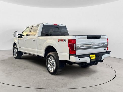 Certified 2022 Ford F350 Platinum image 3