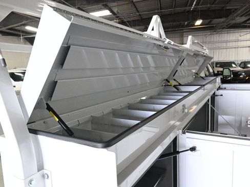 New 2026 Ford F550 XL image 35