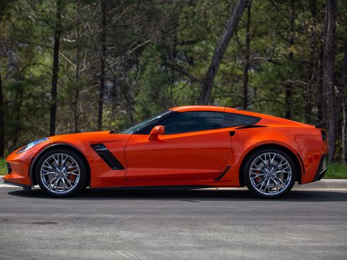Used 2019 Chevrolet Corvette Z06 RWD image 13